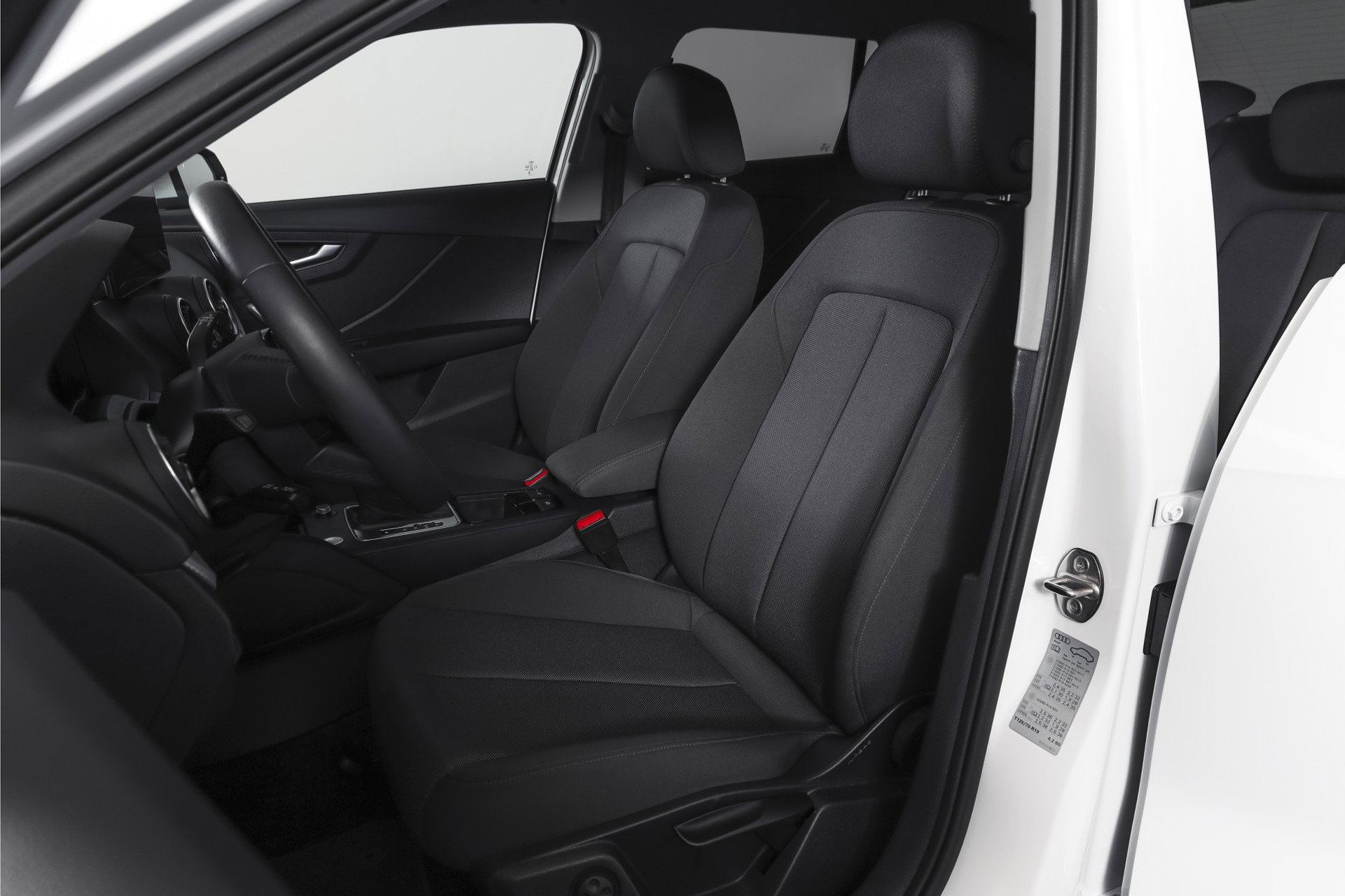 Audi - Q2