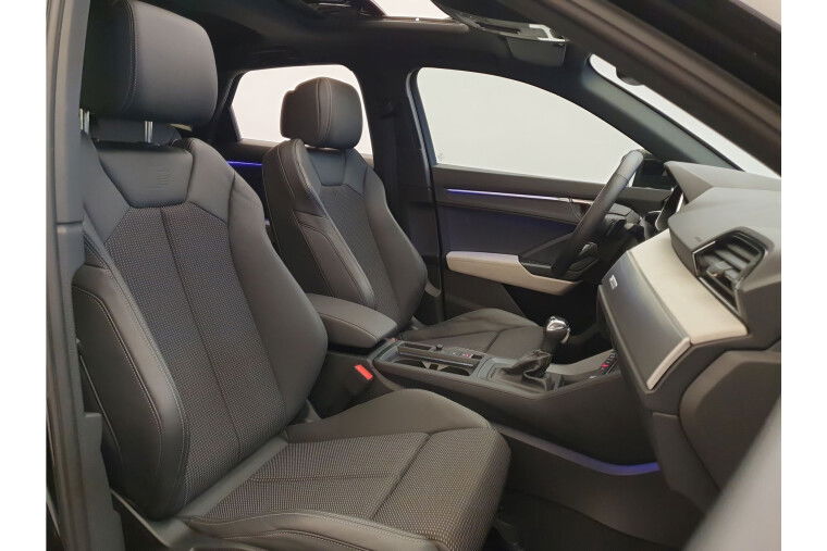 Audi Q3 Sportback 45 TFSI e S-Line S-Tronic Wegklapbare trekhaak, Panoramadak, Camera