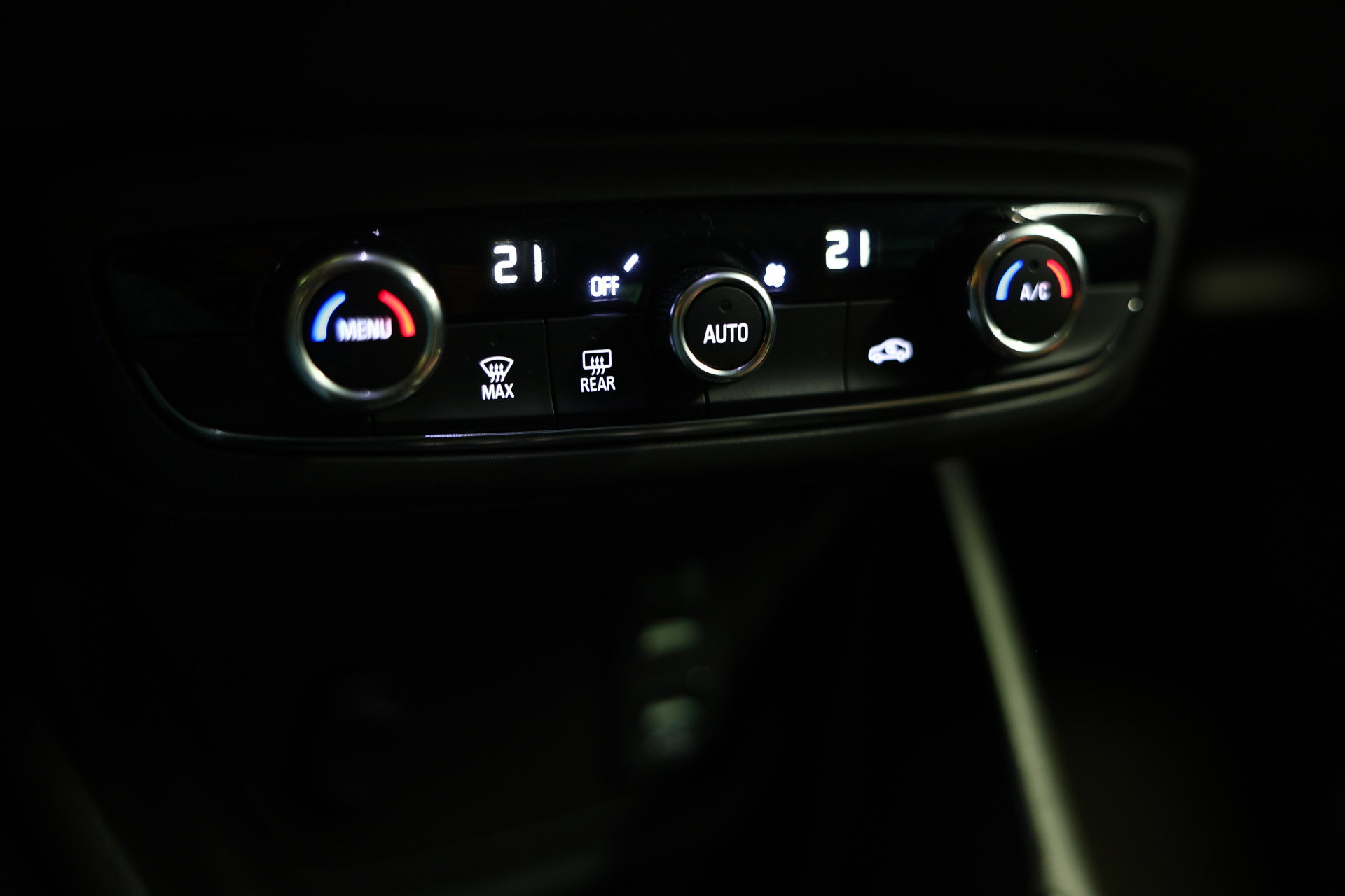 Opel 1.2 Turbo GS Line LED CLIMA CARPLAY NAVI CAMERA "21 - foto 23