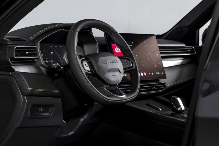 Lynk & Co - 01