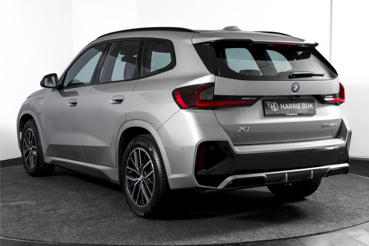 BMW - X1