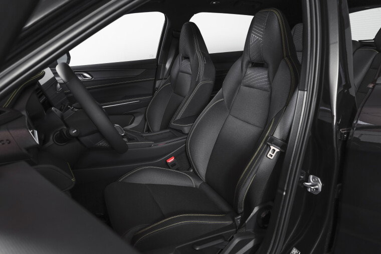 Lynk & Co - 01