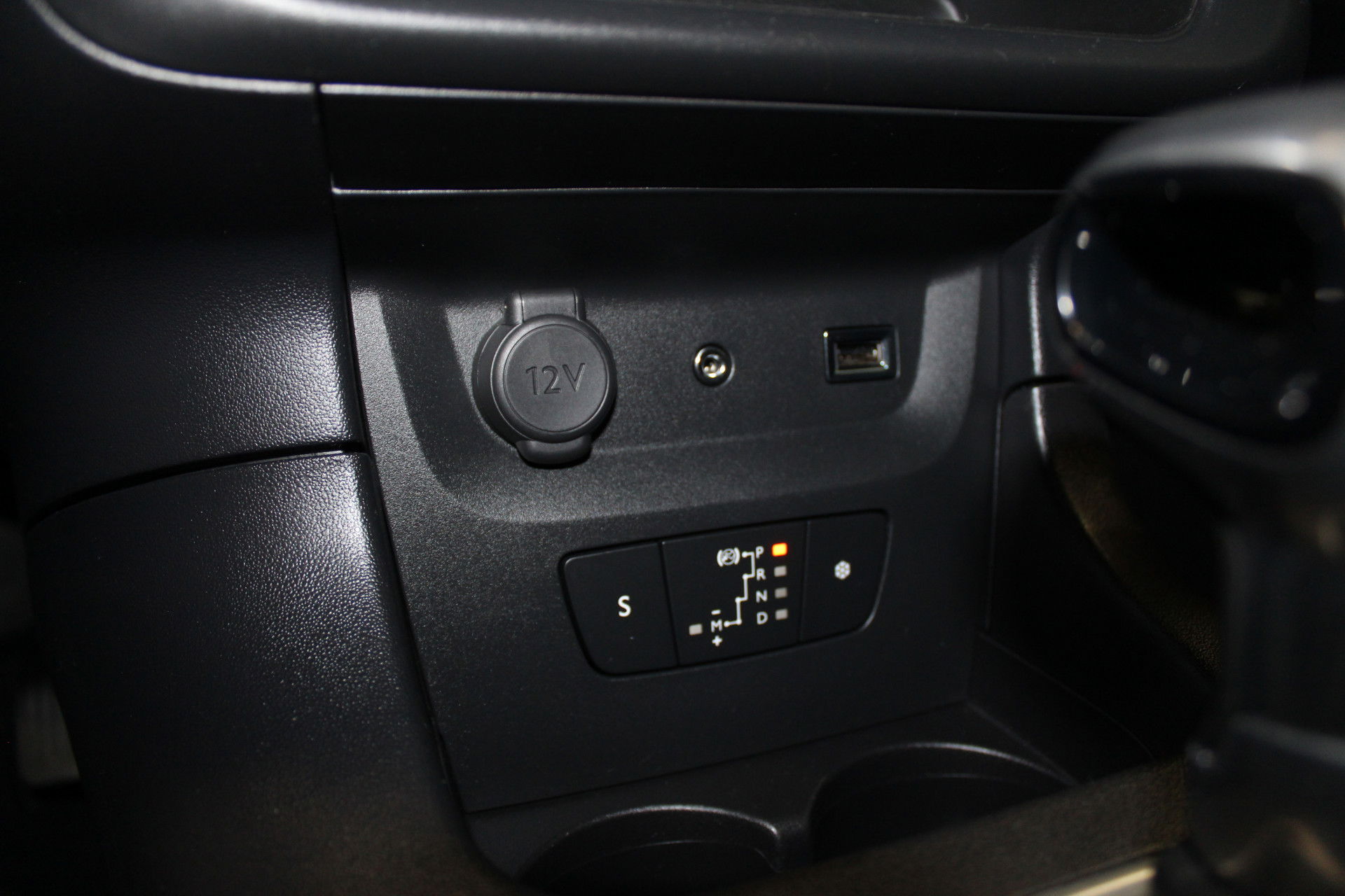 Citroën C3 1.2 PureTech Automaat Navigatie Panoramadak