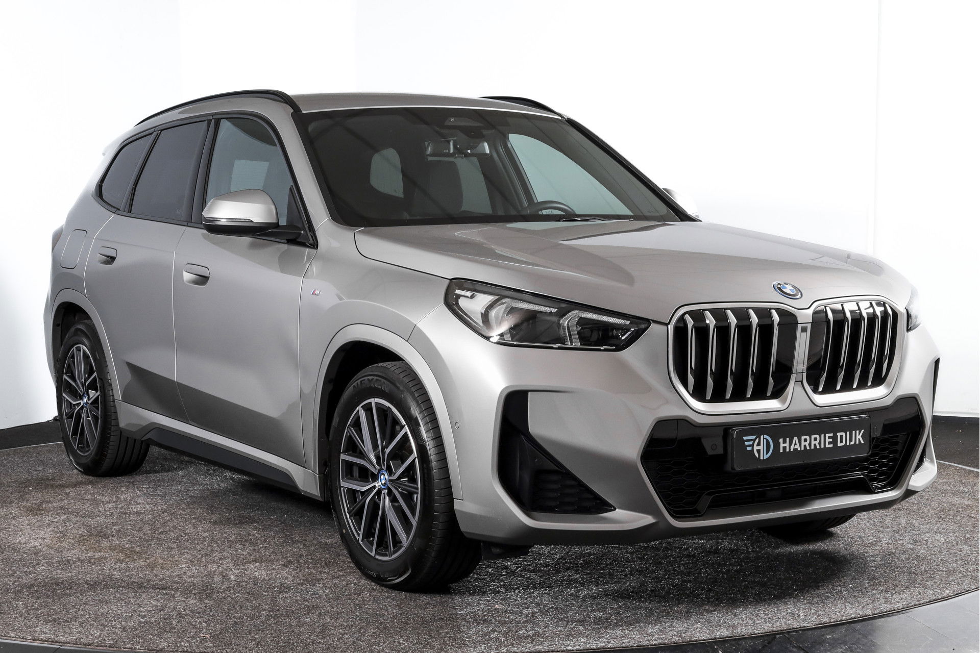 BMW - X1