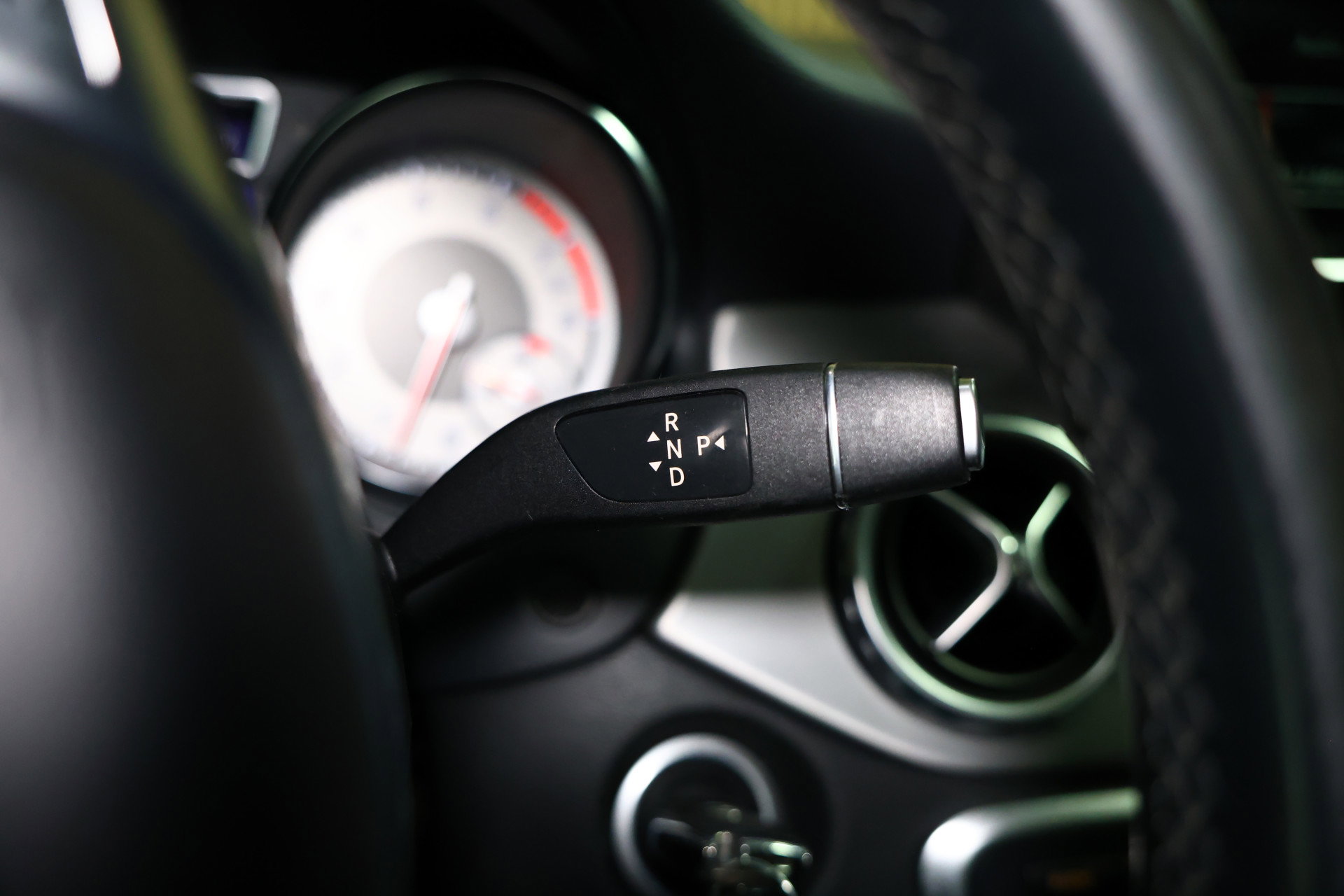 Mercedes-Benz 200 AMG Prestige PANODAK NAVI CLIMA CRUISE BT KEYLESS `14 - foto 18