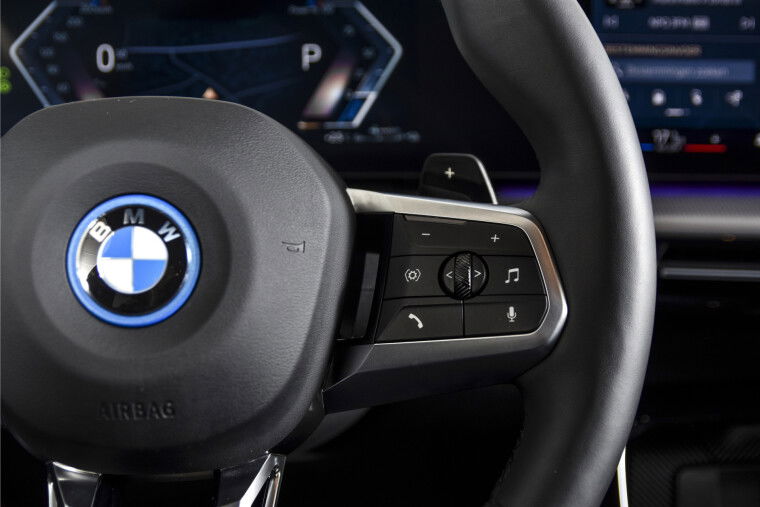 BMW - X1