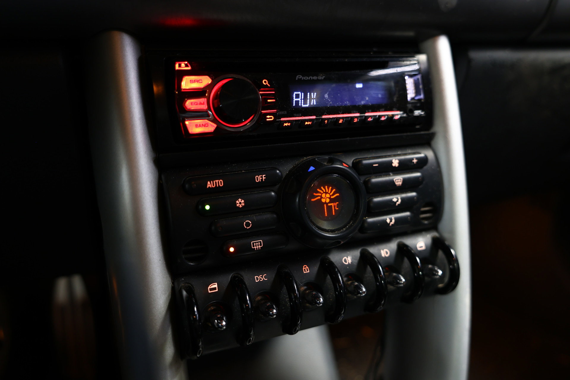MINI 1.6 Cooper S Chili CLIMATRONIC AUX PARROT STOELVERWARMING '03 - foto 15