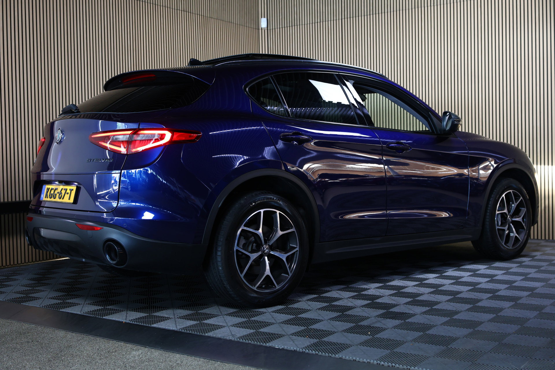 Alfa Romeo 2.0 T AWD Super 44000 km !! AVM MEMORY CAMERA NAVI AUTOM CLIMA DNA '19 - foto 7
