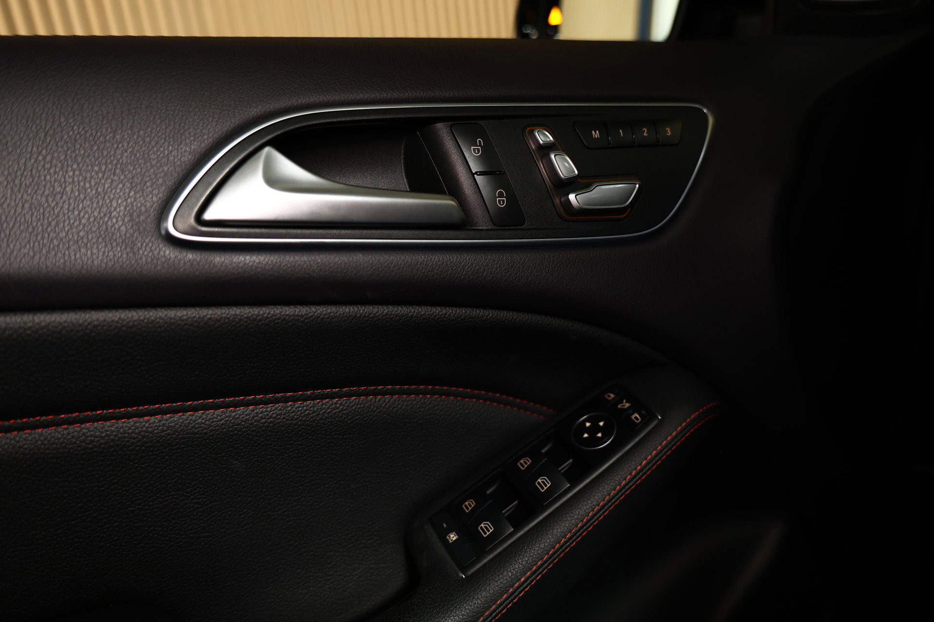 Mercedes-Benz 250 AMG 4Matic Automaat B 250 PANO H/K CARPLAY LEDER MEMORY '16 - foto 15