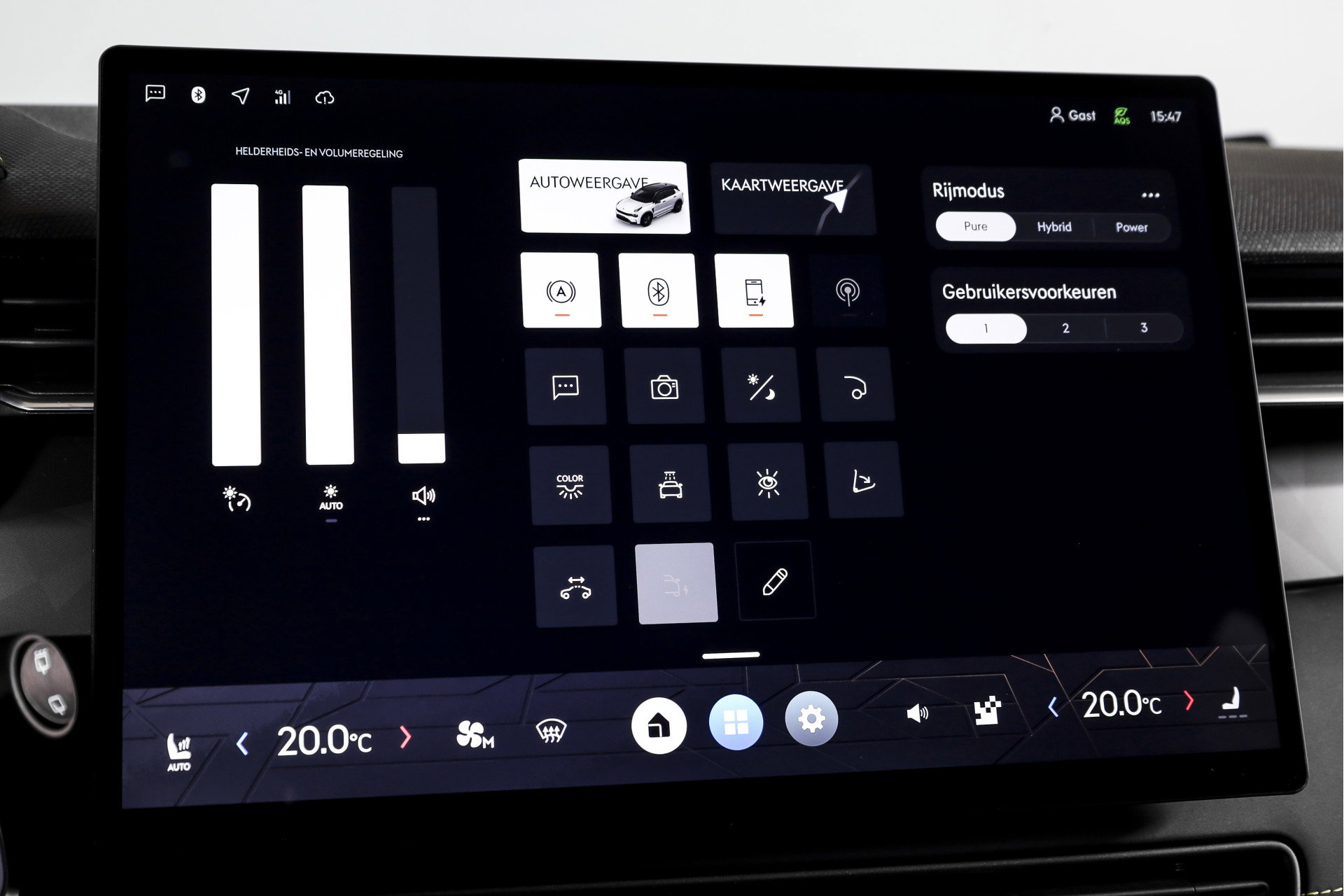 Lynk & Co - 01