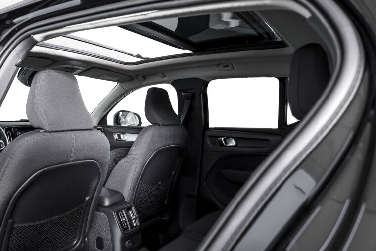 Volvo - XC40