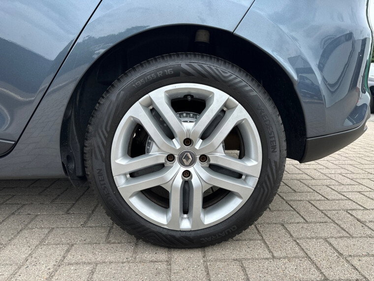 Renault - Clio