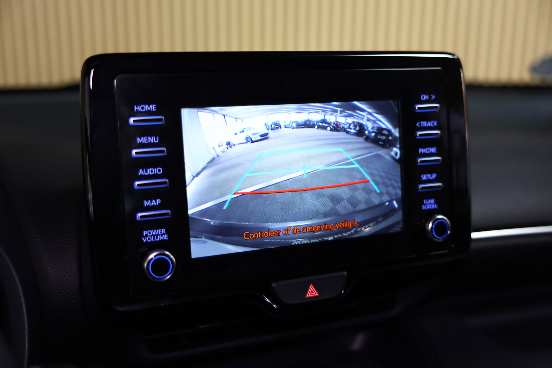 Toyota 1.5 Hybrid Business Plus AUTOM CLIMA CAMERA CRUISE CARPLAY LANE STOELVW '23 - foto 20