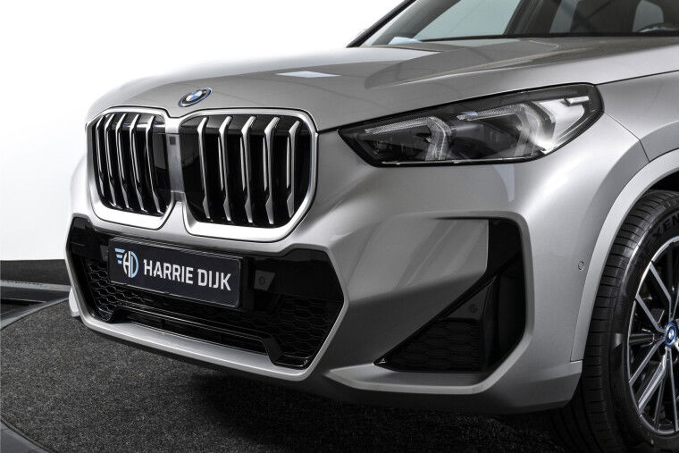 BMW - X1
