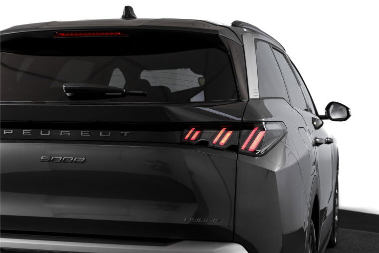 Peugeot - 5008
