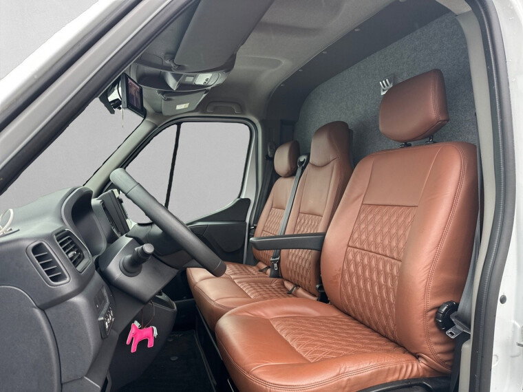 Renault - Master