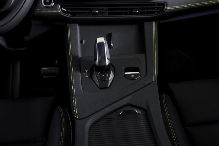 Lynk & Co - 01