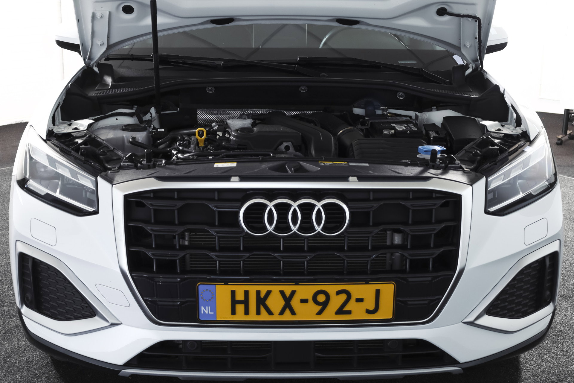Audi - Q2