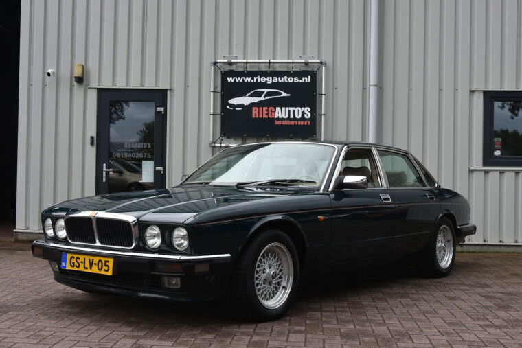 Foto van Jaguar XJ 6.0 V12 Origineel Nederlands!! Nieuwe APK!!