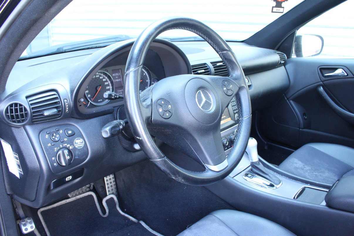 Mercedes-Benz 180 K. AUT XENON LEDER PANO BLEUT PDC '09 - foto 10