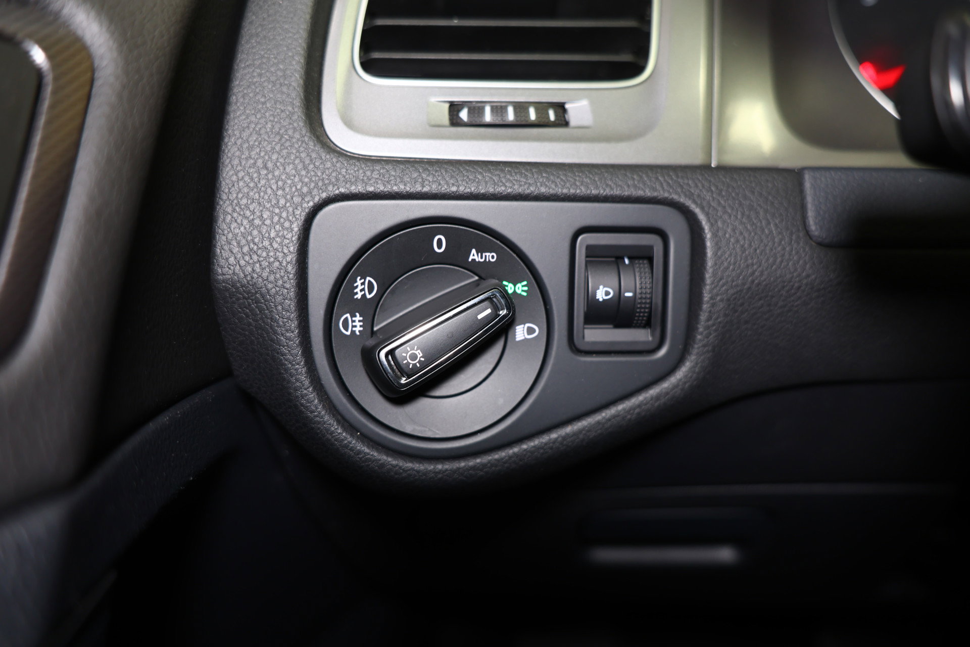 Volkswagen 1.4 TSI Highline LOUNGE AUTOMAAT ECC CRUISE PDC STOELVERWARMING '14 - foto 12