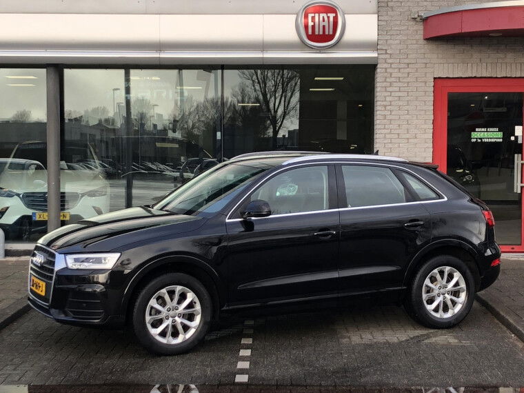 Foto van Audi Q3 2.0 TFSI quattro Design Pro Line Plus