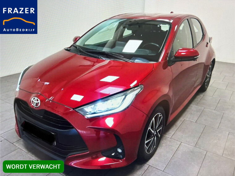 Foto van Toyota Yaris 1.5 VVT-i DYNAMIC LED / CRUISE / CARPLAY / RIJKLAAR