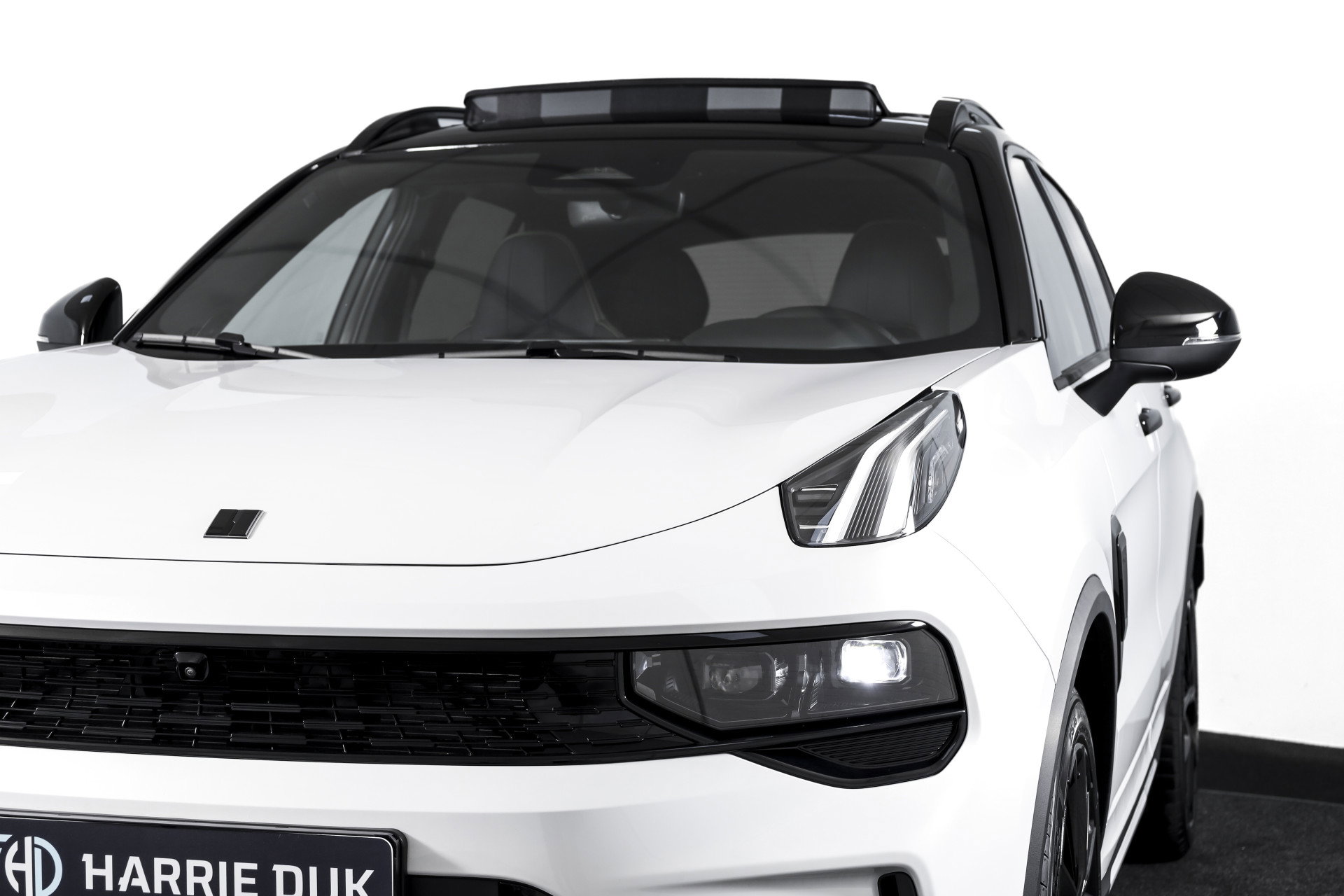 Lynk & Co - 01