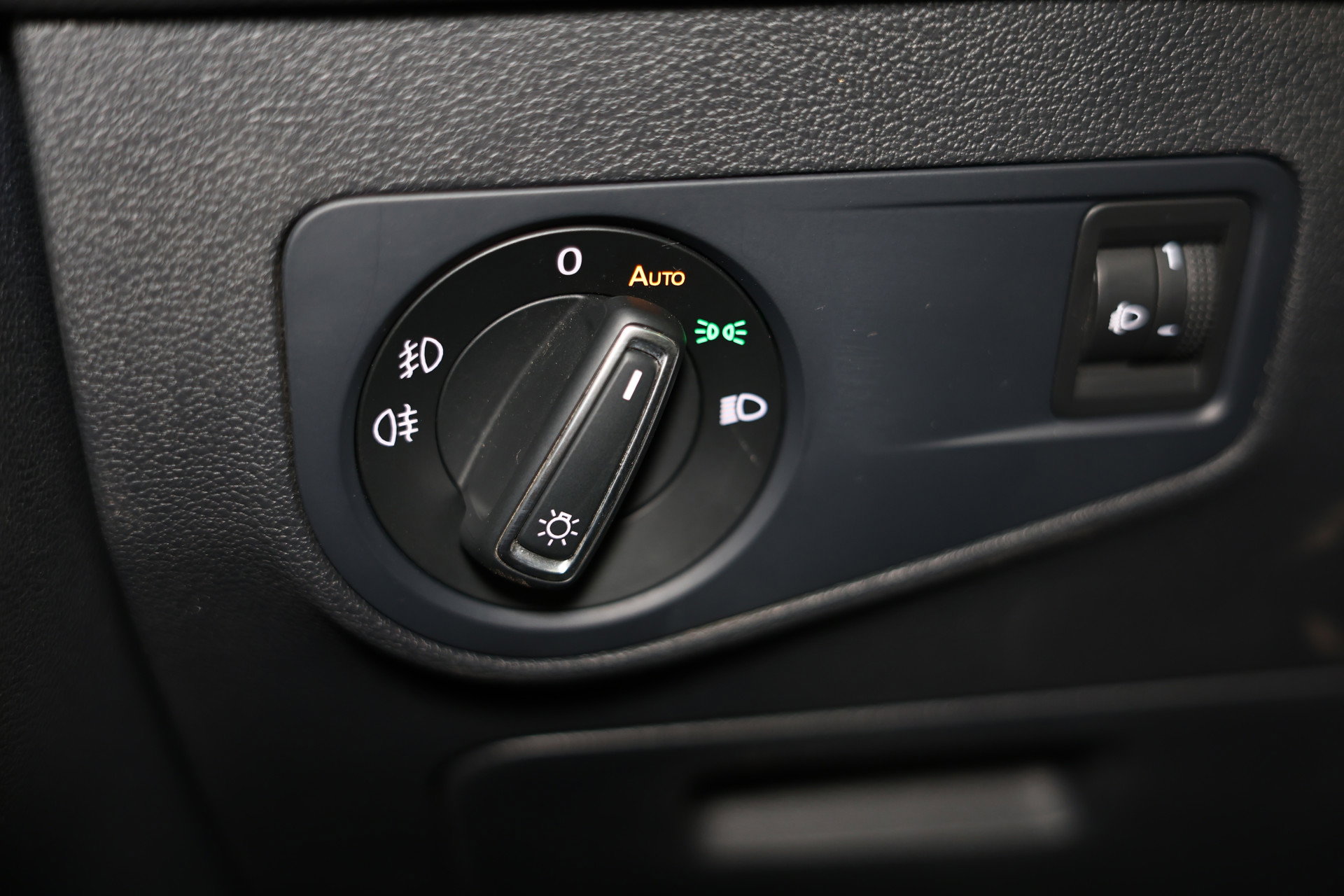 Volkswagen 1.4 TSI ACT Highline SPORTLEDER CARPLAY NAVI CLIMA PDC LANE EL.STOEL+VW MEMORY '16 - foto 12
