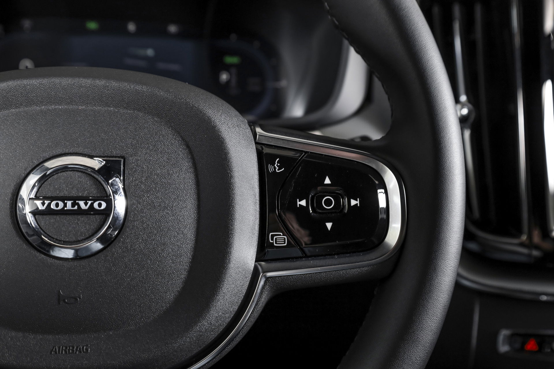 Volvo - XC60