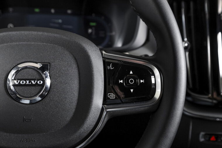 Volvo - XC60