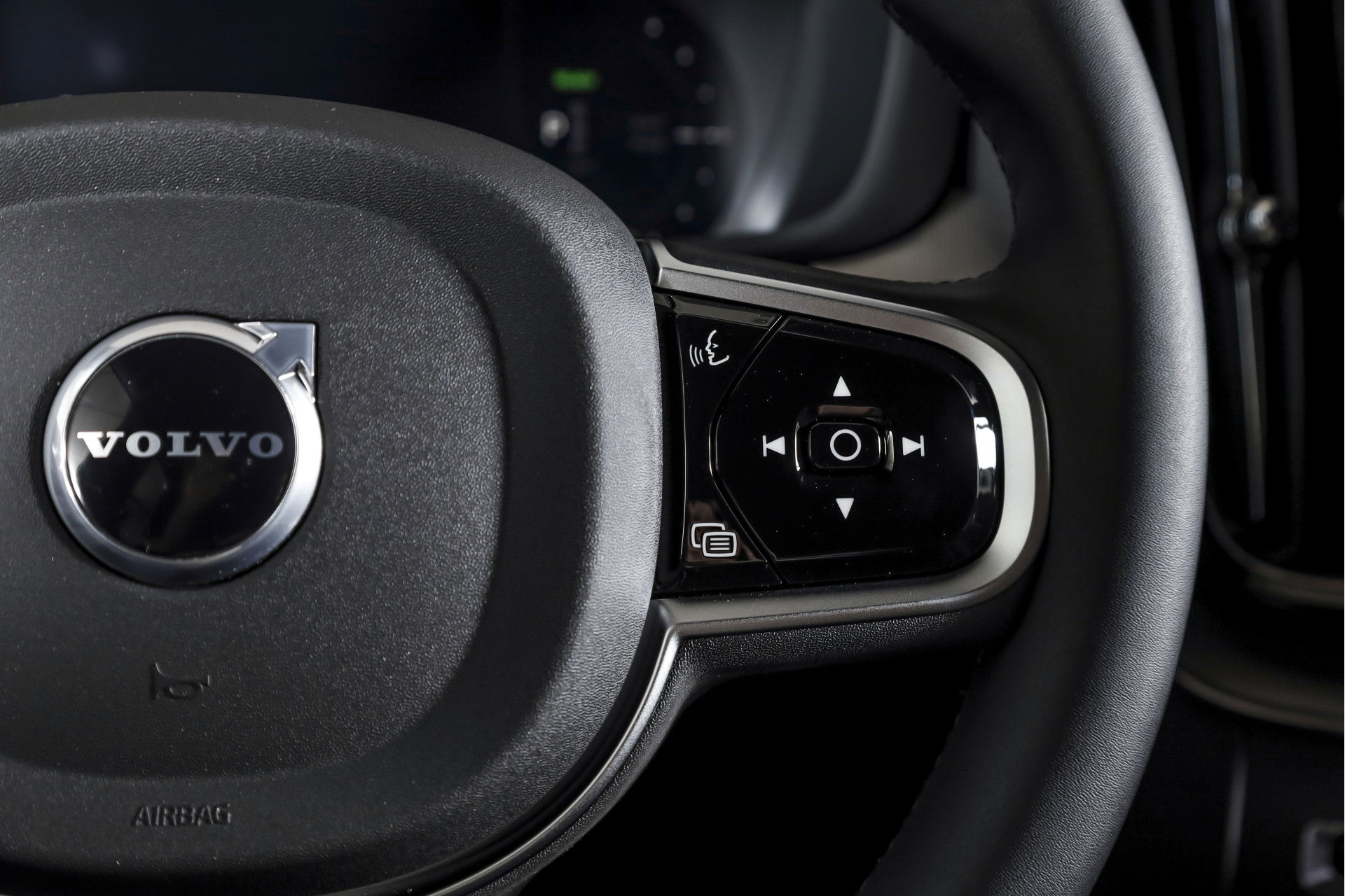Volvo - XC60