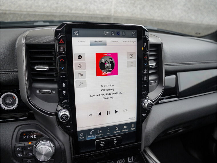 Radio / Bluetooth