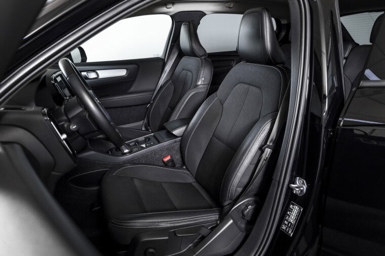 Volvo - XC40