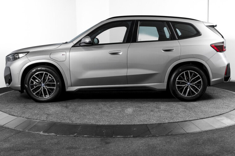 BMW - X1