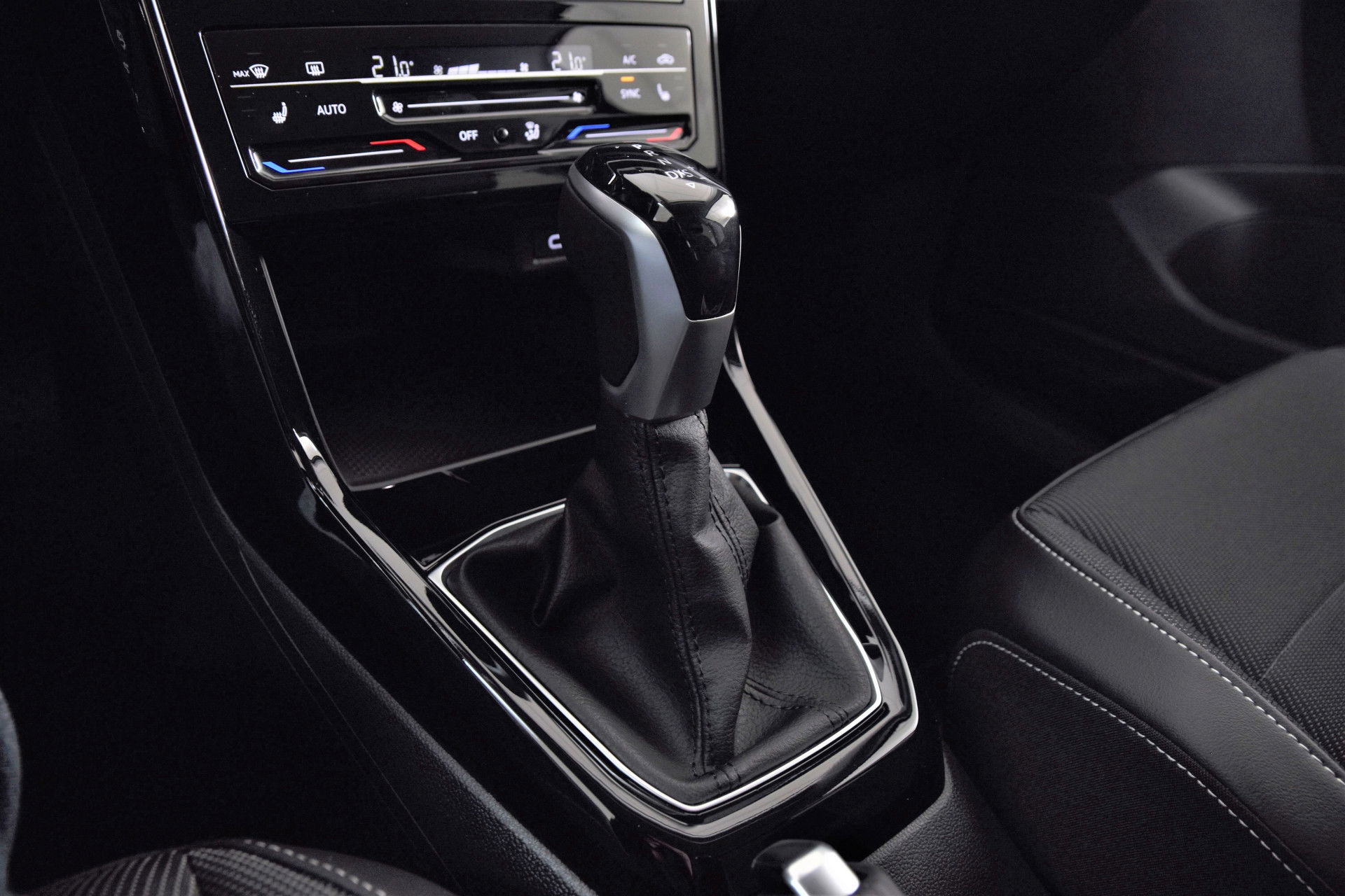 Volkswagen - T-Cross