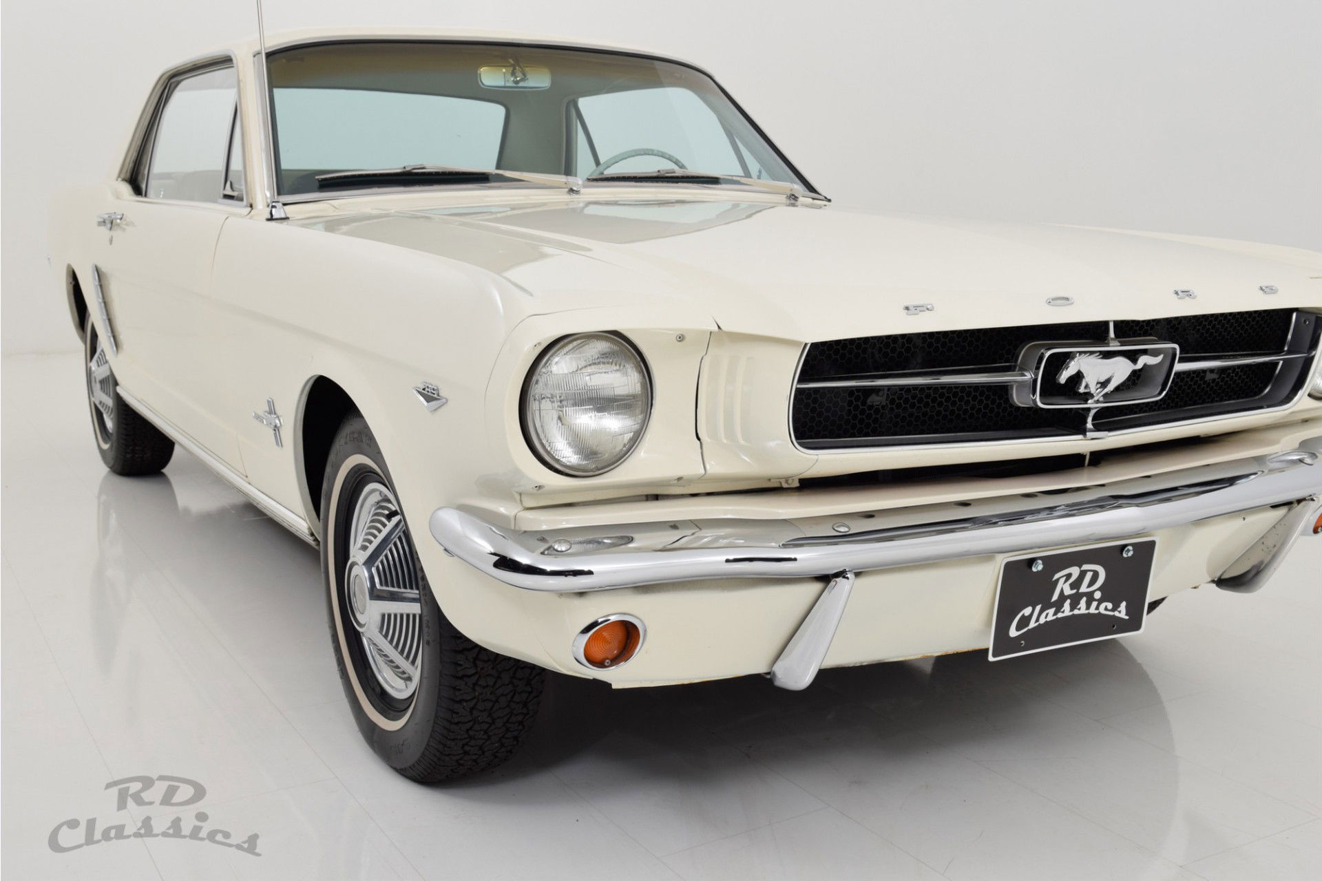 Ford Mustang RD Classics