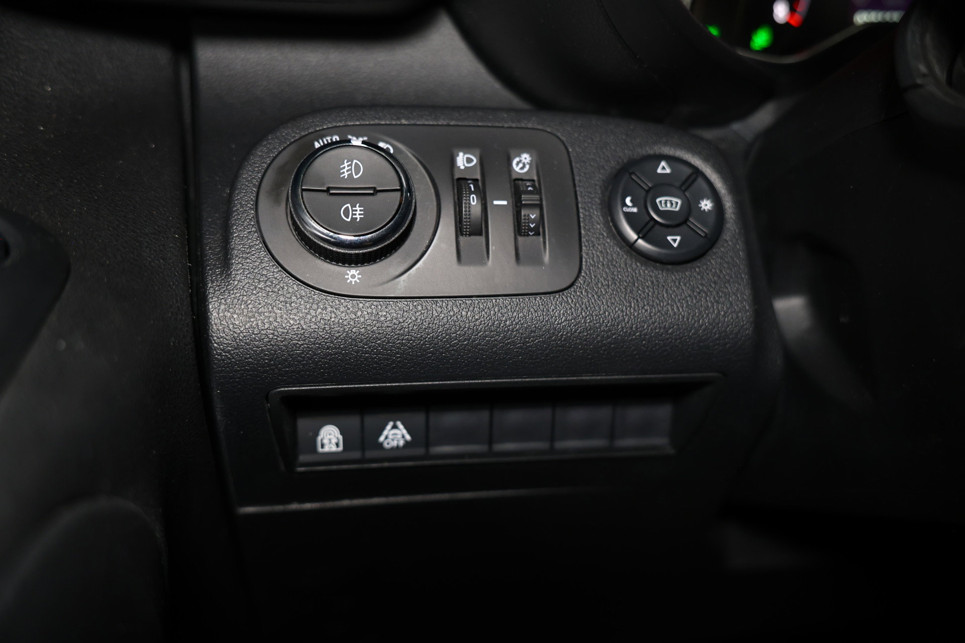 Opel Combo 1.2 Turbo Innovation XL 7pers AUTOM NAVI Carplay TREKH 360 Cam L2H1 '21 - foto 12
