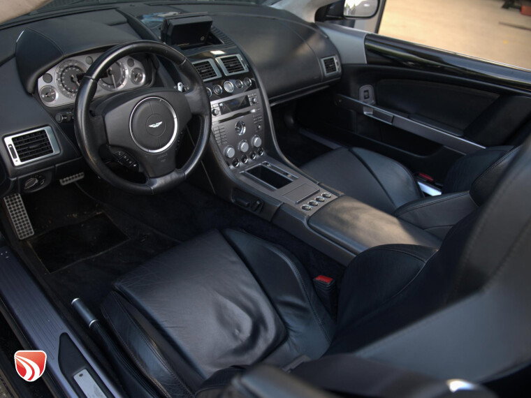 Aston Martin DB9 Volante 5.9 V12
