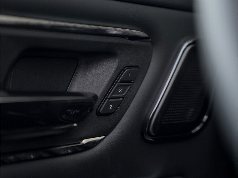 Elektrisch verstelbare stoel(en) met geheugen