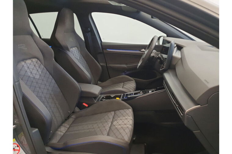 Volkswagen Golf 8.5 1.5 eTSI 150pk DSG/AUT R-Line Panoramadak, Camera, ACC