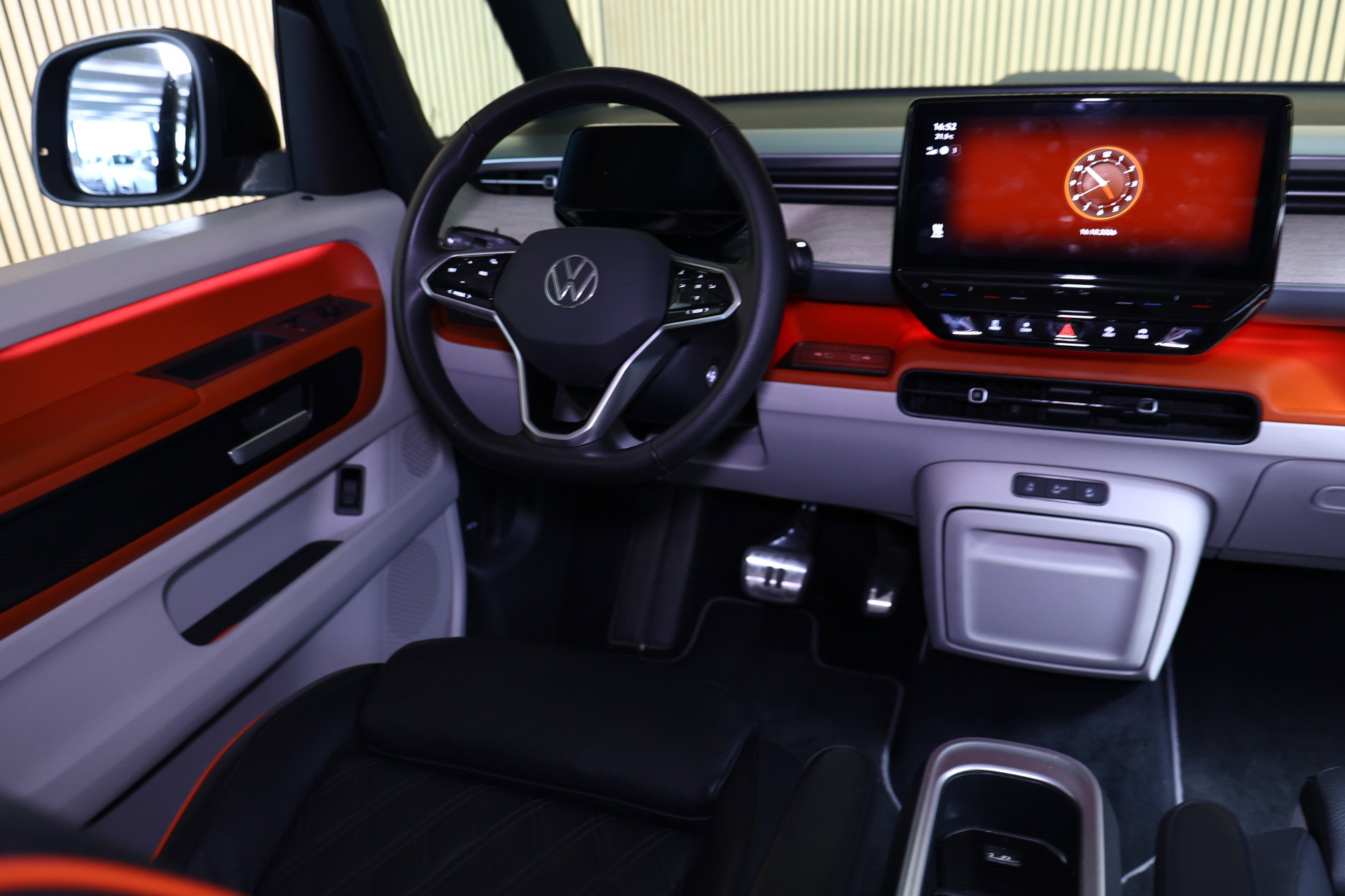 Volkswagen 1st Max 77kWh BTW | Elek. Deuren | Leder | 360° | Trekhaak - foto 52