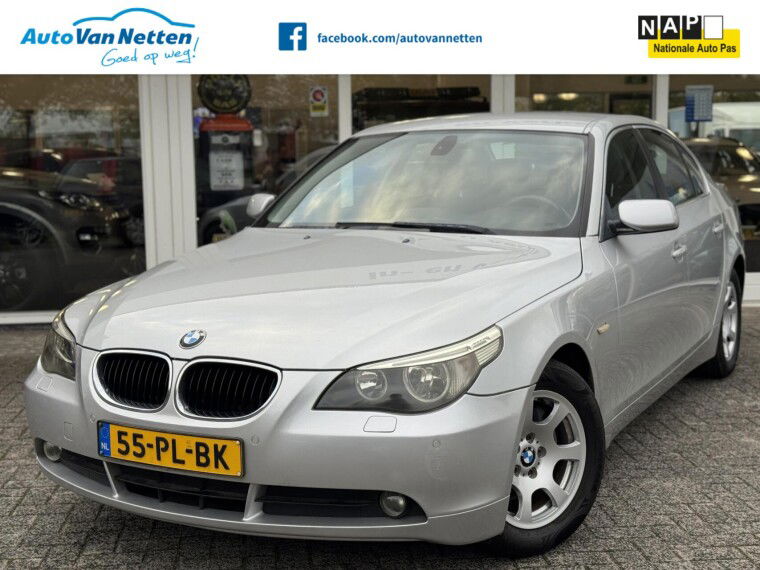 Foto van BMW 5 Serie 520i 6 cilinder 170pk Automaat,Executive uitv.,CLima,Cruise,Lmv,Pdc,Gr.Navi,