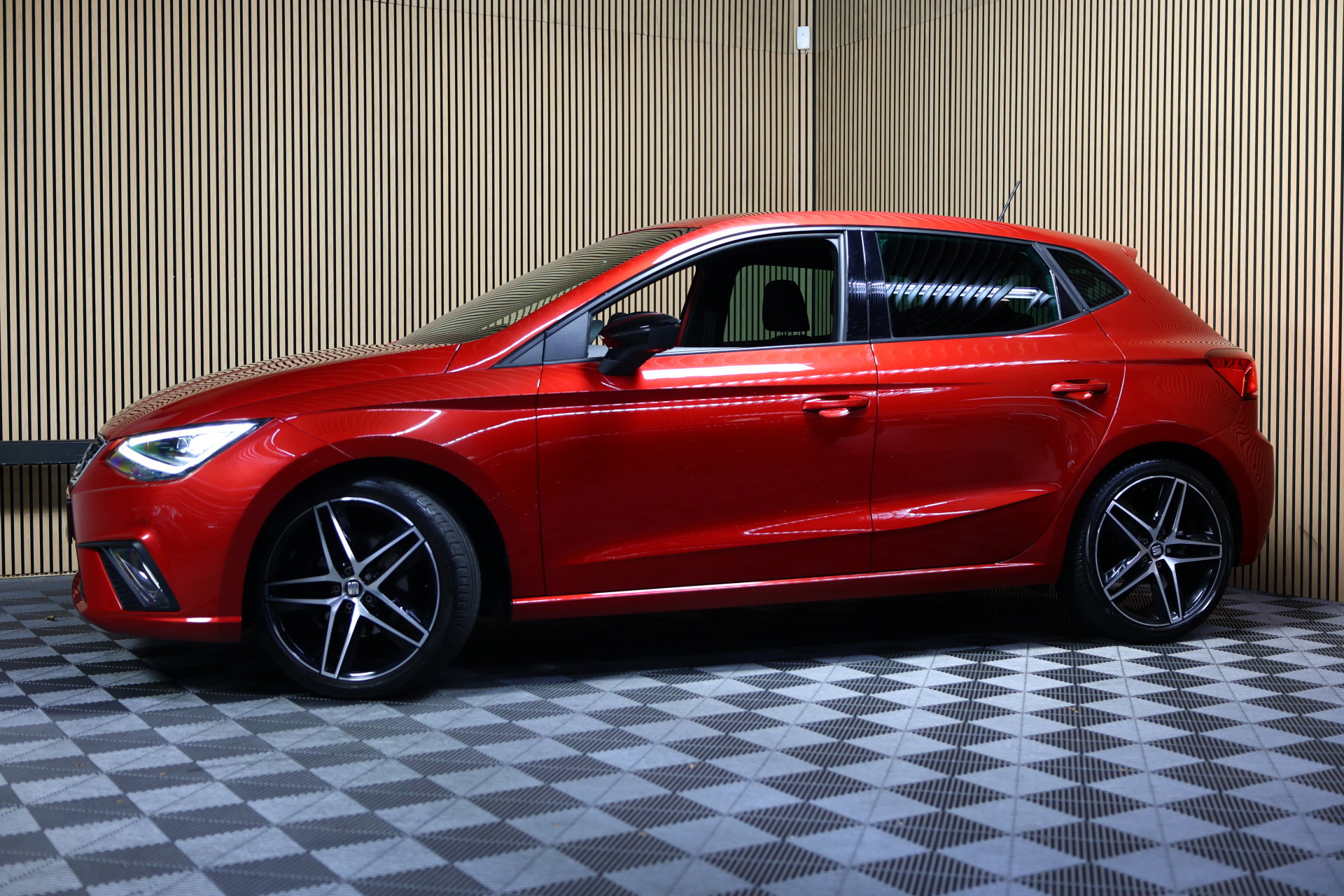 SEAT 1.0 TSI FR TOPSTAAT NAVI en Top KM 36000 2019 - foto 4