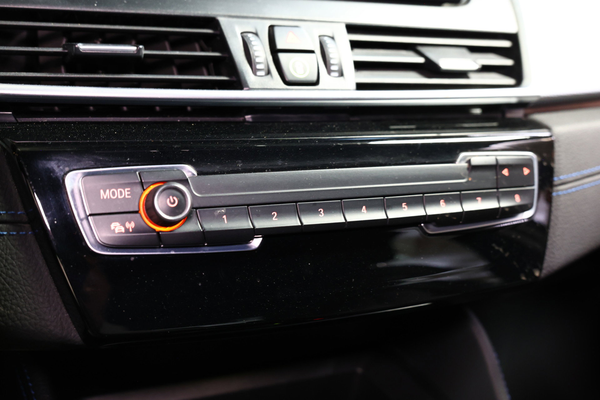 BMW Active Tourer 225xe PLUGIN HYBR M SPORT High Executive GROTE NAVI HEADUP PDC "18 - foto 20