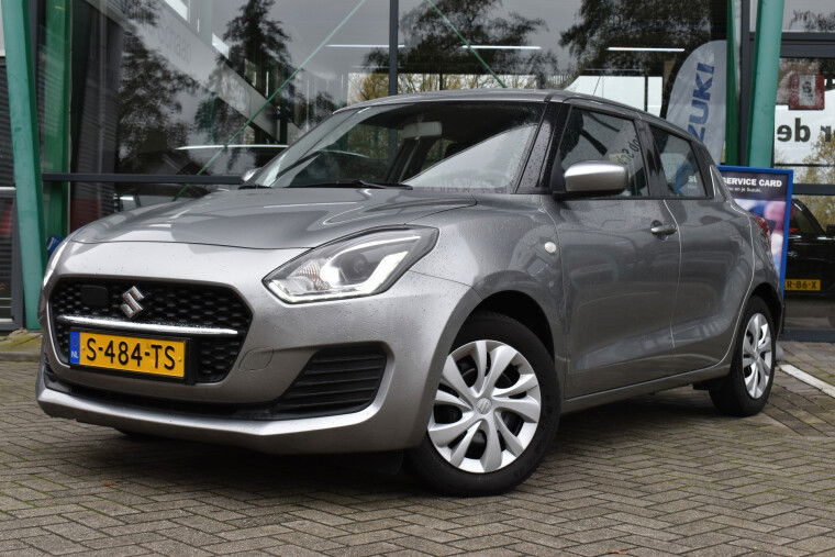 Foto van Suzuki Swift 1.2 Comfort Smart Hybrid