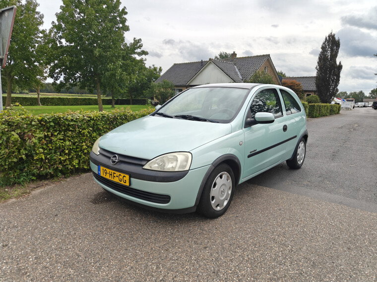 Foto van Opel Corsa 1.2-16V Comfort