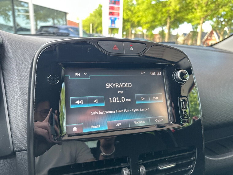 Renault - Clio
