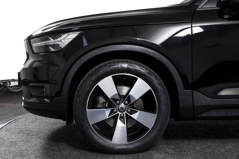 Volvo - XC40