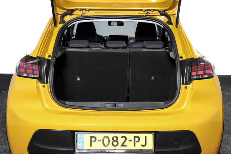 Peugeot - e-208